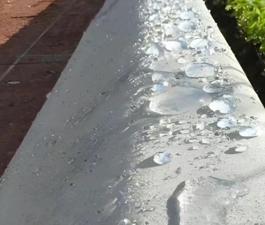 连南硅烷浸渍涂料在混凝土保护中的应用